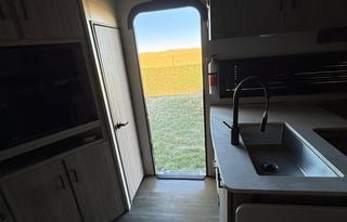 Paws & Relax RV Rental