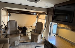 Spacious and fully equipped motorhome