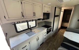 Leticia's Jayco Greyhawk 29MV