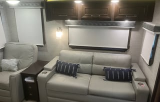 2022 Entegra Coach Emblem 36H