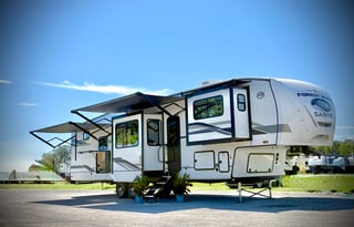 Haven - 2025 Forest River Sabre 37FLH