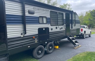 2021 32ft Cherokee limited sleeps 10