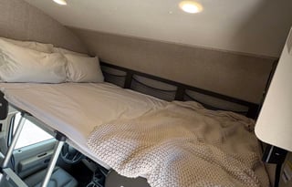 Minty Fresh 2024 Jayco Redhawk 29XK!