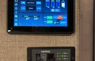 2021 Thor Omni 5 Star Luxury RV 4x4 Diesel