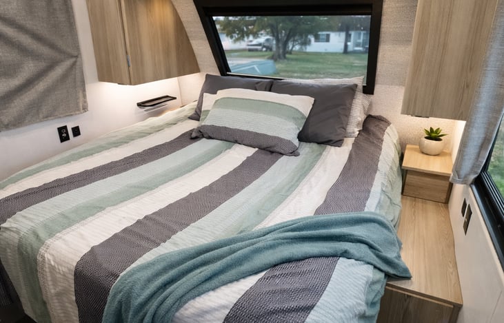 Master bedroom with Queen bed