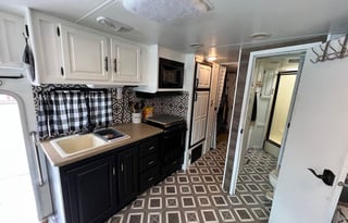 "Blessed" 2008 Damon Challenger 376 Motorhome