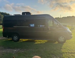 Thor Motor Coach Dazzle 2LB