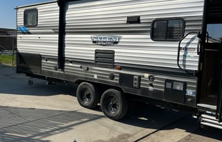 Family Friendly 2022 Cruise Lite trailer