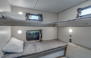 BRAND NEW! 2025 Catalina Legacy 293QBCK Bunk House