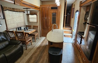 2016 Prime Time RV Crusader 315RST