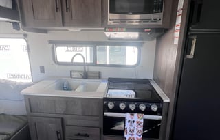 2022 Forest River - Wildwood X-Lite 251SSXL