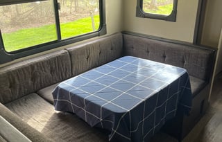 Stocked & Ready***2018 Forest River RV Salem 27DBK