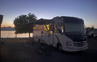 2021 Jayco Alante 29F with Bunk beds and WiFi
