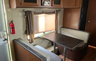 Family Friendly RVenturer in the Hocking Hills