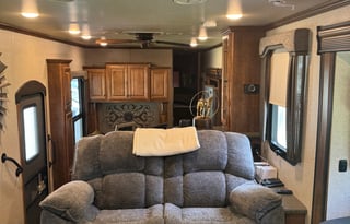 Heartland Big Country 3800FL Fifth Wheel Sleeps 6!