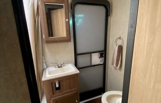 2016 Solaire Ultra Lite - Delivery available