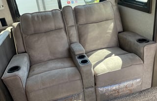 Take flight in our 2020 Jayco Jay Flight 32BHDS