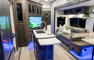 NEW (2) Bedroom 5th Wheel - Sierra 3440BH