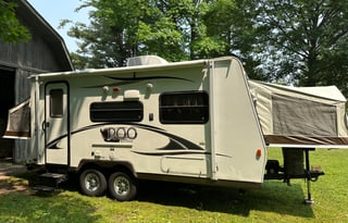 2013 Rockwood Roo 19ft hybrid easy to pull!