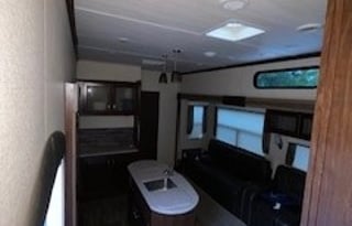 2017 Heartland Sundance 3700RLB