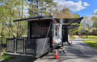Family Fun Starts Here Spacious 5th Wheel Camper!
