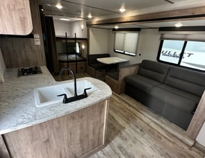 Gulf Stream RV Enlighten 27BHS