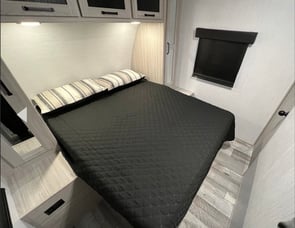 Heartland Sundance Ultra Lite 324 BH