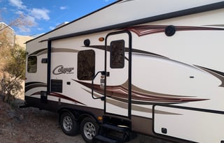 2015 Keystone RV Cougar Half-Ton Series 279RKSWE