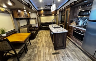 Central Coast classy, comfy camping !