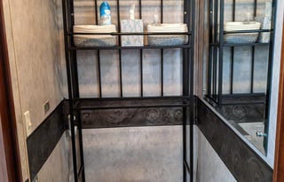 38ft Fleetwood Pace Arrow - Now this is "Glamping!" Beautiful Motorhome!