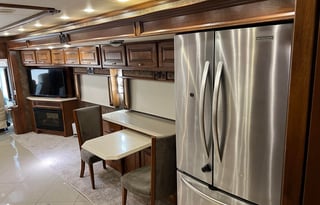 2012 Tiffin Phaeton HAL724