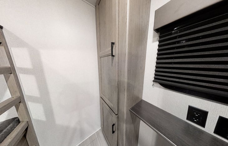 Bunk Room, Closet, & Desk