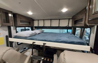 2021 Holiday Rambler Admiral 34J Bunkhouse