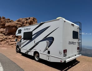 Thor Motor Coach Freedom Elite 22HE