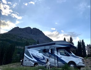 Entegra Coach Qwest 24R