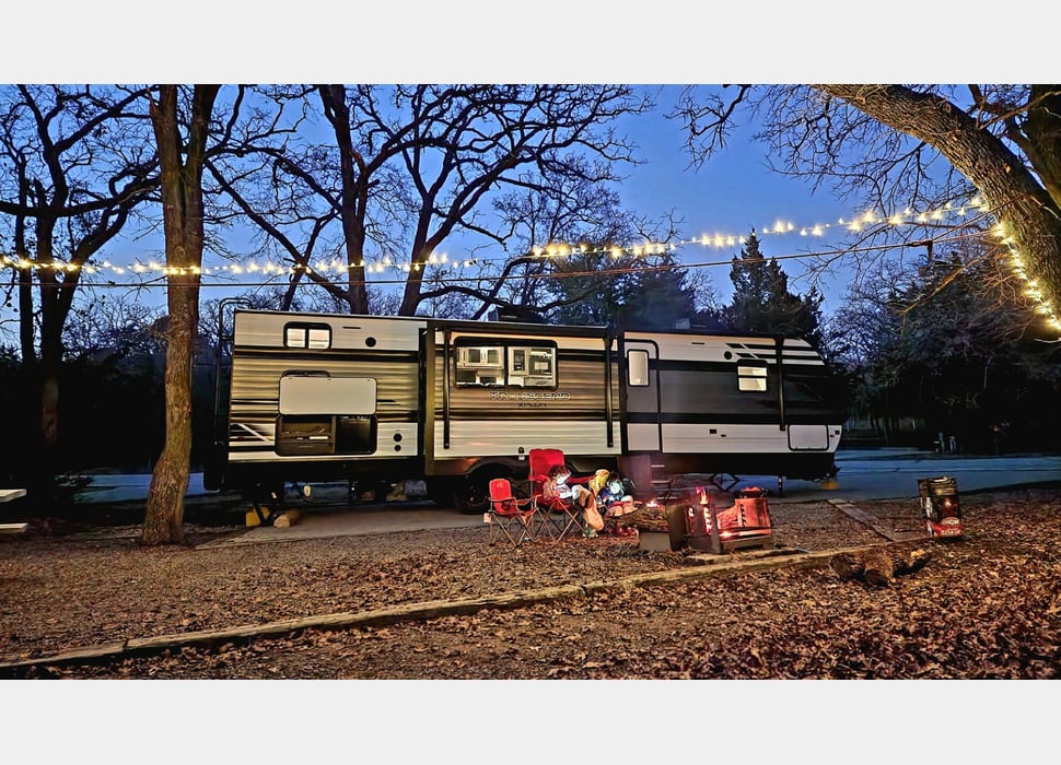 Travel Trailer rentals in Lewisville