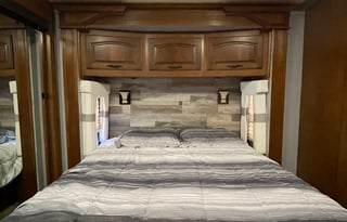 2013 Coachmen RV Sportscoach Cross Country 405FK