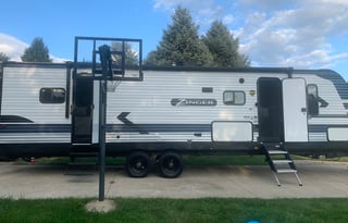 2021 CrossRoads RV Zinger ZR320FB
