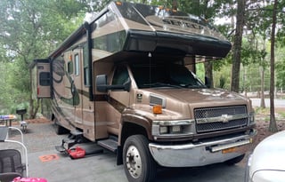 Barone-Vu RV Super Class C Share