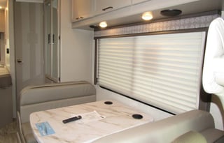 2025 Thor Chateau 21Z - Spacious Class C RV-GLG04