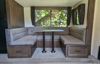 Families up to 10 | Bunkhouse Style | Large Fridge