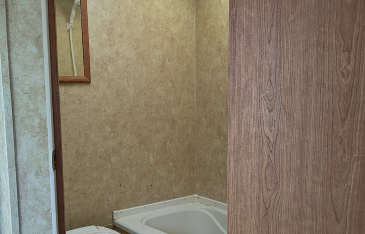 Working toilet and shower