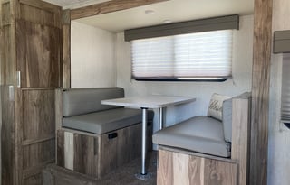 2022 Palomino Sleeps 5 With Bunk Beds & Solar!