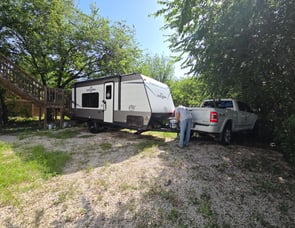 Forest River RV Ozark 1660FQ