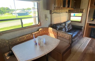 FIFTH WHEEL 37 Ft 2015 Prime Time Crusader Bunk HS