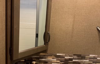 "Tiny" 2019 Thor Motor Coach Freedom Traveler 24HE