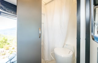 2025 Winnebago Revel 4x4 Adventure Van - ROMR01