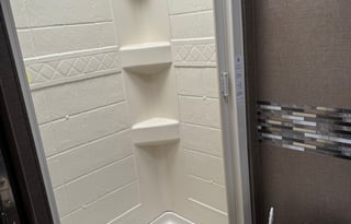 2017 Thor Motor Coach Four Winds 29G