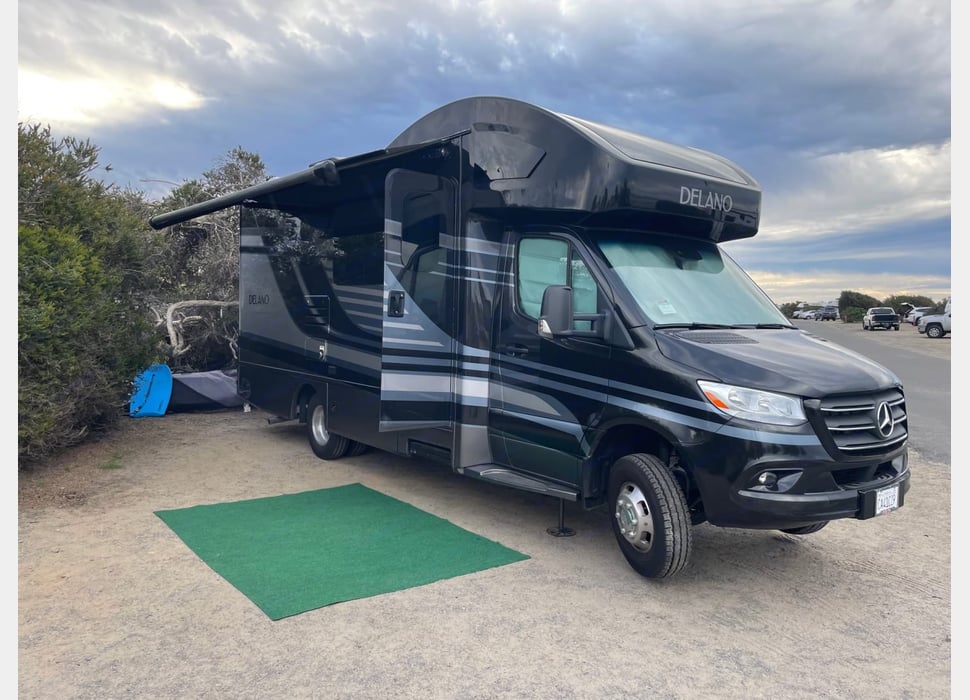 Class B Camping Van rentals in Pasadena