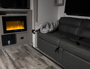 Dutchmen RV Coleman Light 1805RB